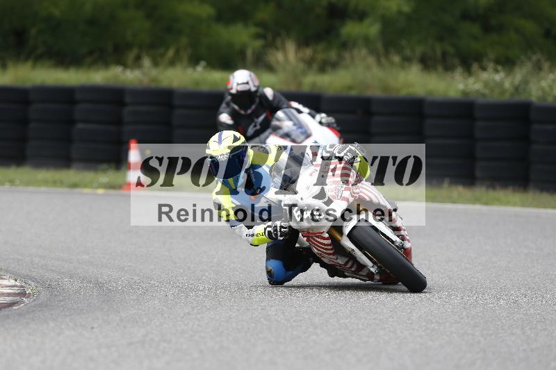 /37 28.07.2025 Dunlop Ride und Test Day ADR/Trackday Erfahren gelb Trackday schnell  rot/646
